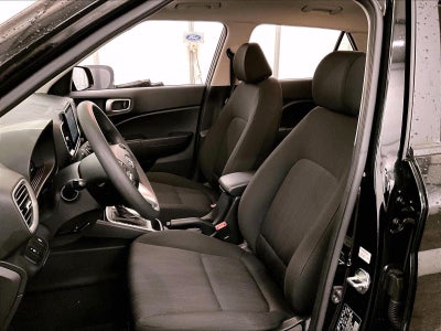 2023 Hyundai Venue SE