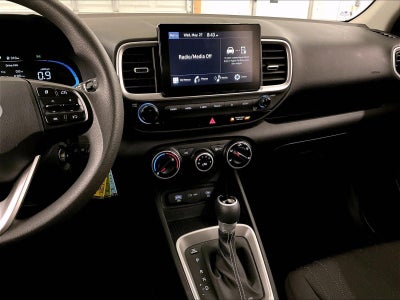 2023 Hyundai Venue SE