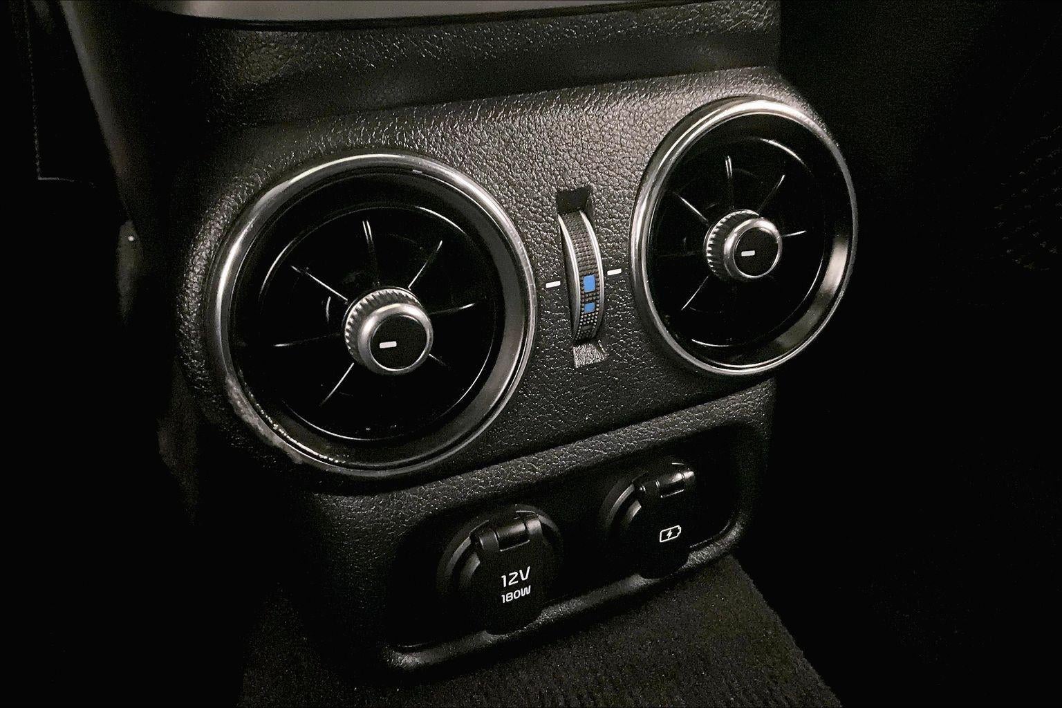 2019 Kia Stinger GT1