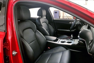 2019 Kia Stinger GT1