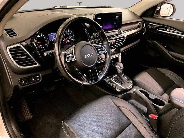 2022 Kia Seltos EX