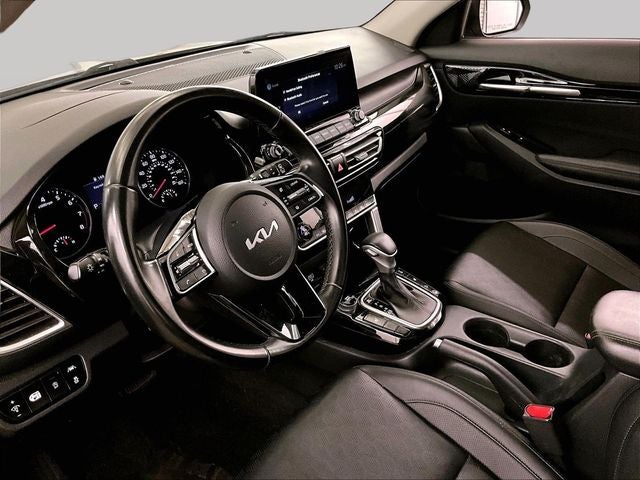 2022 Kia Seltos EX