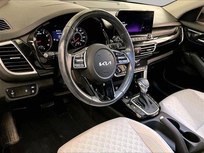 2023 Kia Seltos EX