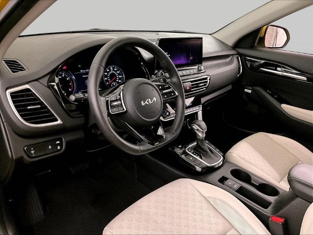 2023 Kia Seltos SX