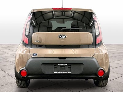 2016 Kia Soul Base