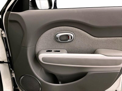 2016 Kia Soul EV Base