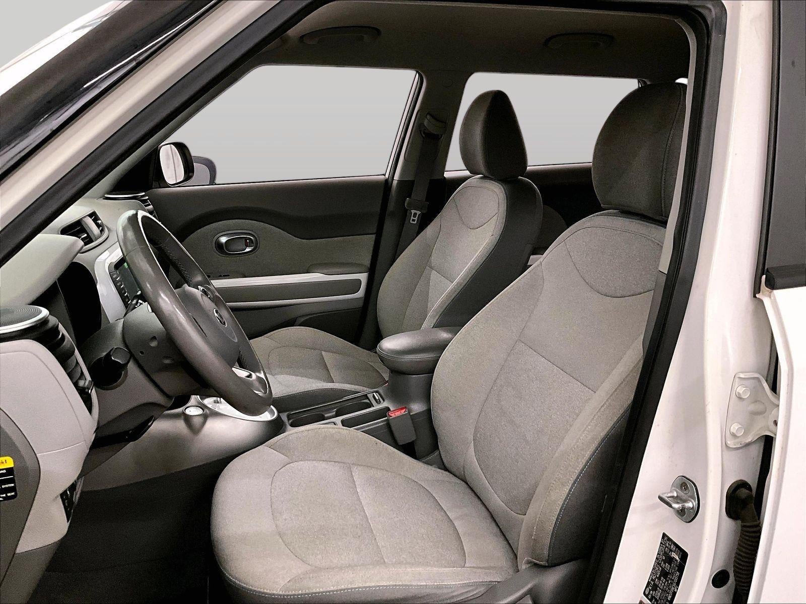 2016 Kia Soul EV Base