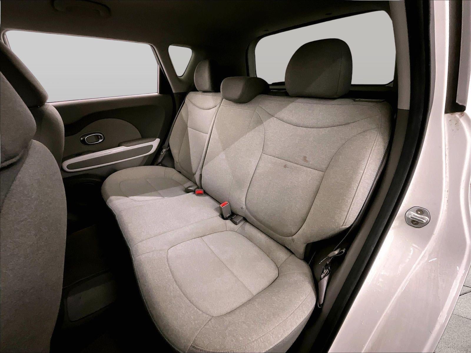 2016 Kia Soul EV Base