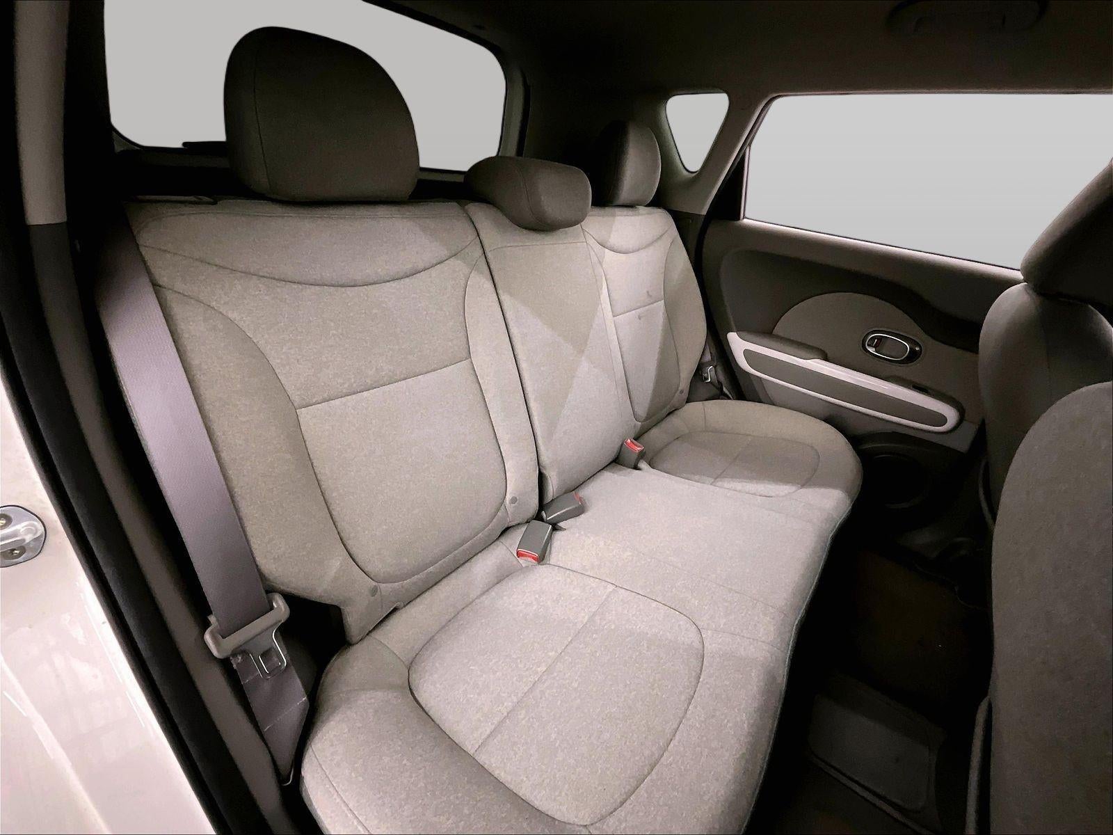 2016 Kia Soul EV Base