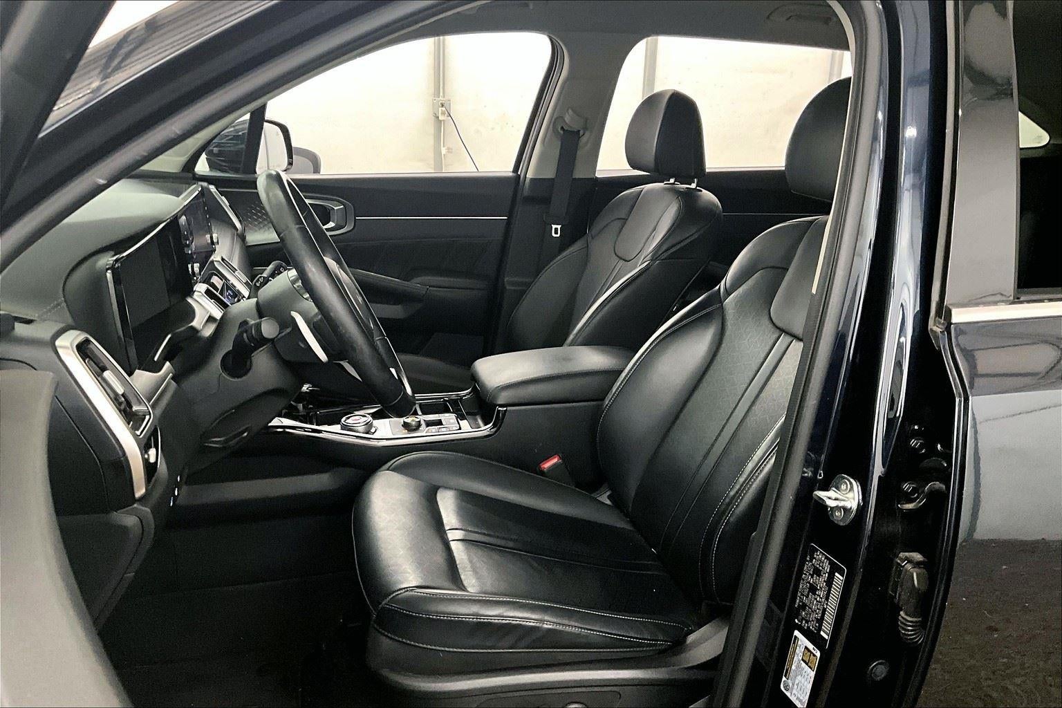 2022 Kia Sorento Plug-In Hybrid SX