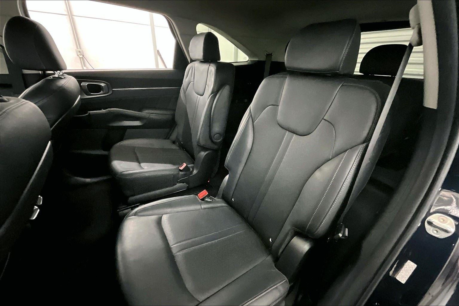 2022 Kia Sorento Plug-In Hybrid SX