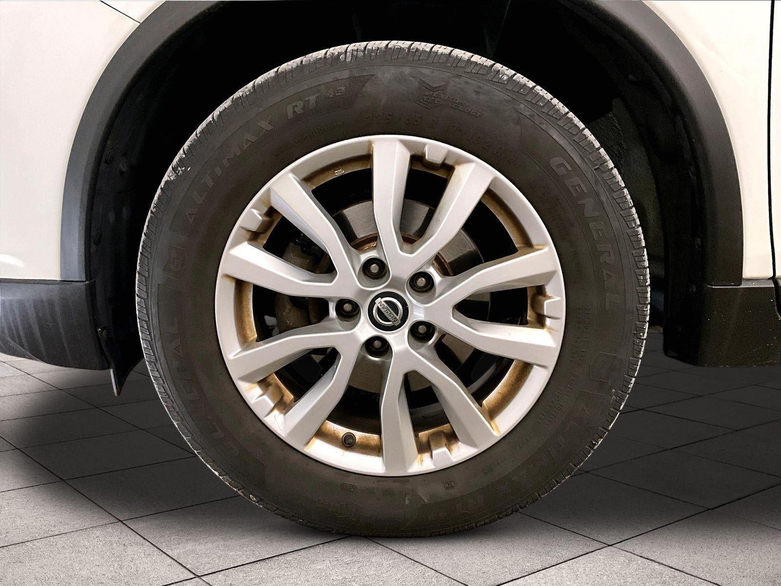 2017 Nissan Rogue SV