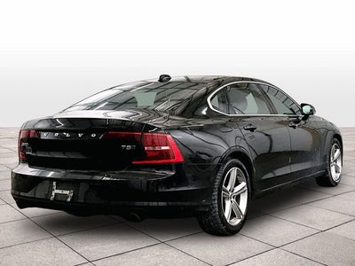 2018 Volvo S90 T5 Momentum