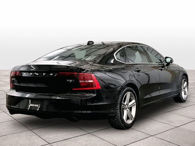 2018 Volvo S90 T5 Momentum