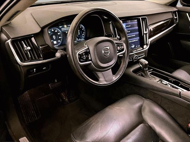 2018 Volvo S90 T5 Momentum