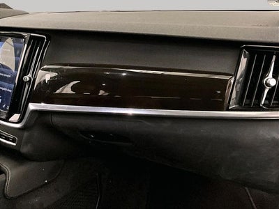 2018 Volvo S90 T5 Momentum
