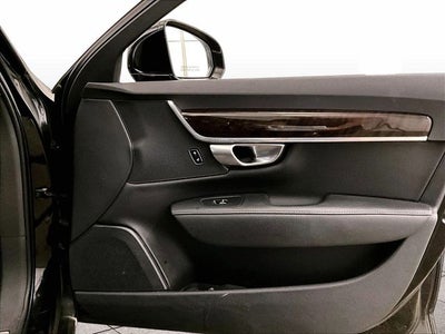 2018 Volvo S90 T5 Momentum