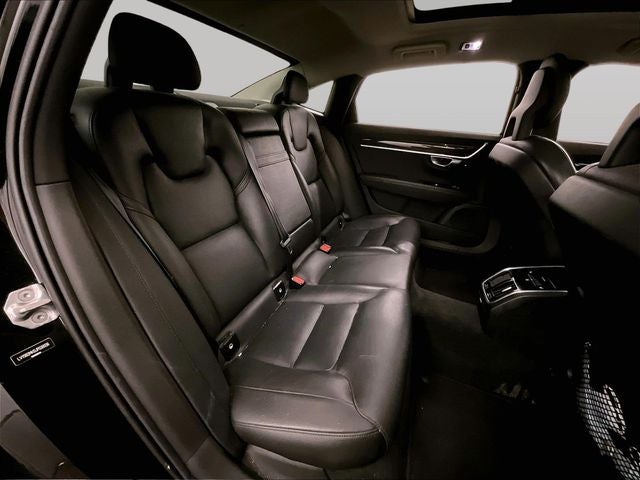 2018 Volvo S90 T5 Momentum