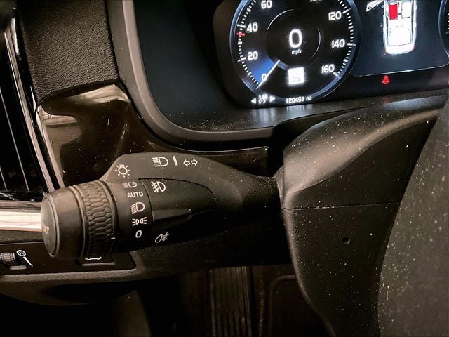2018 Volvo S90 T5 Momentum