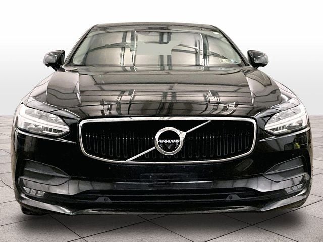 2018 Volvo S90 T5 Momentum