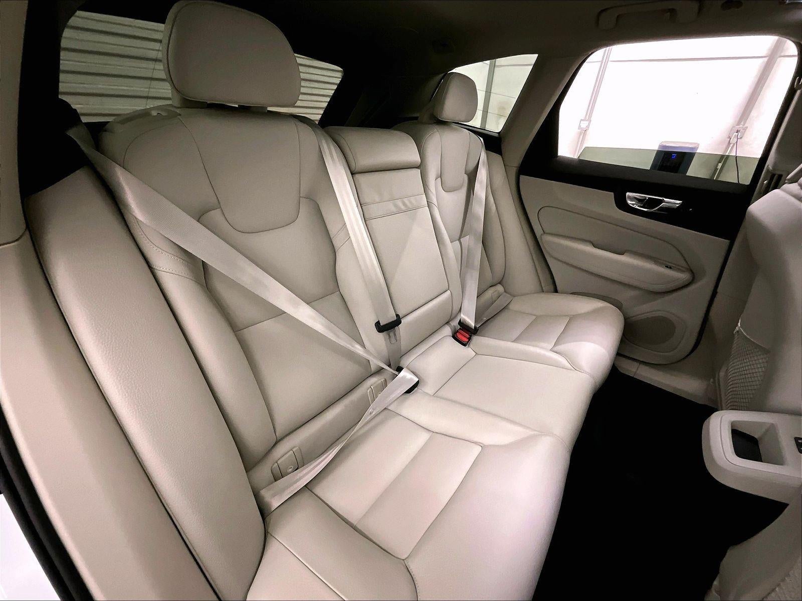 2019 Volvo XC60 Momentum