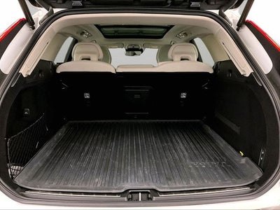 2019 Volvo XC60 Momentum