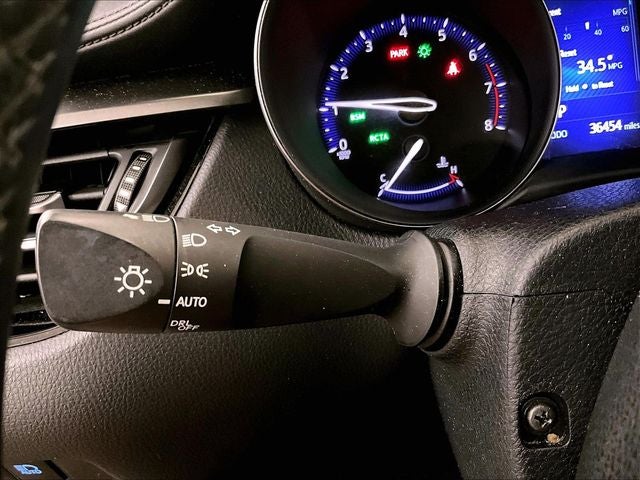 2018 Toyota C-HR XLE Premium