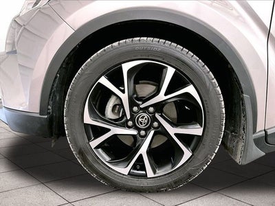 2018 Toyota C-HR XLE Premium
