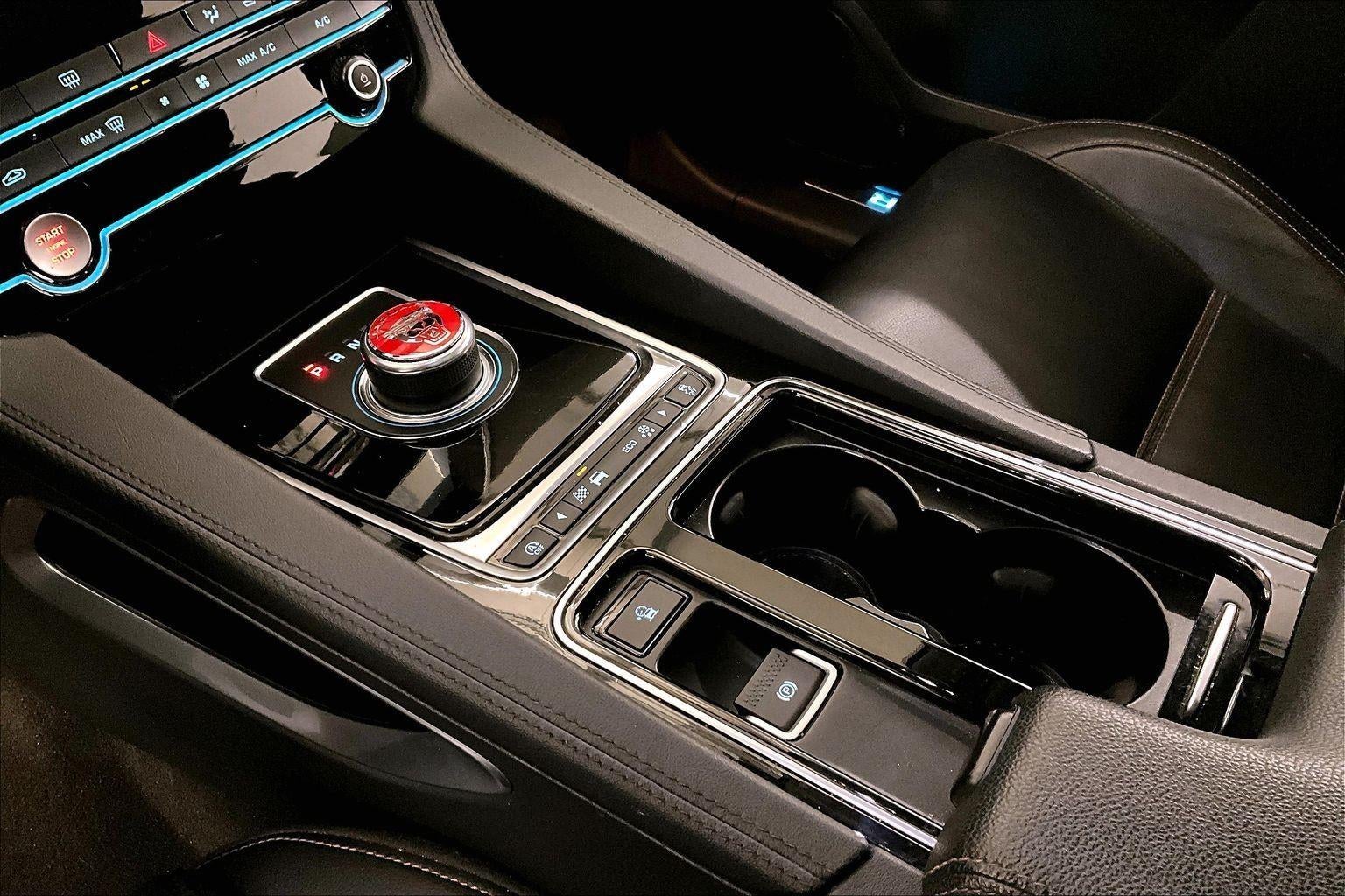 2020 Jaguar F-PACE 30t Prestige