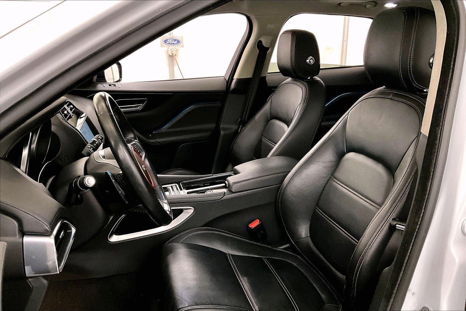 2020 Jaguar F-PACE 30t Prestige