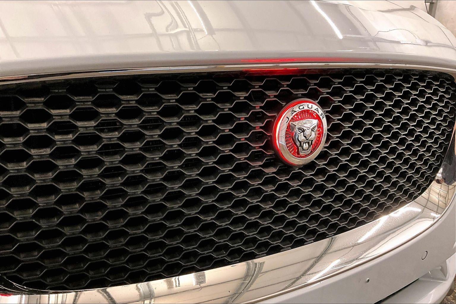 2020 Jaguar F-PACE 30t Prestige