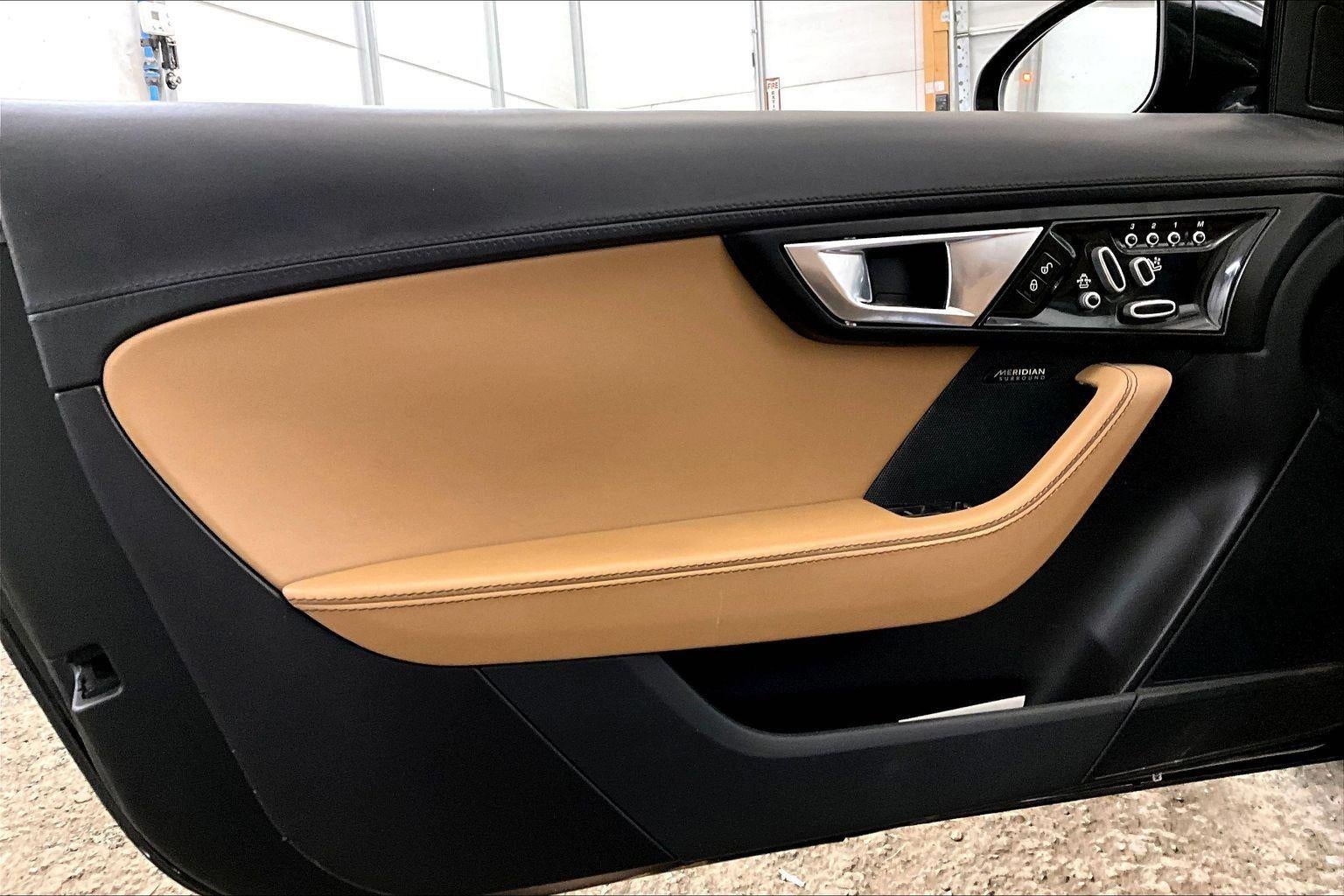 2014 Jaguar F-TYPE V8 S