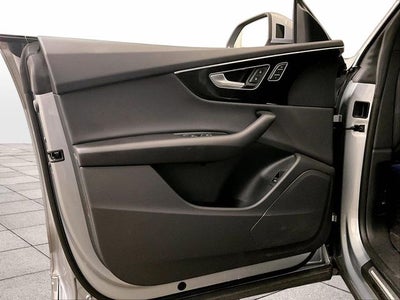 2024 Audi Q8 55 Premium quattro