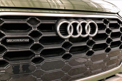 2022 Audi Q5 S line Premium