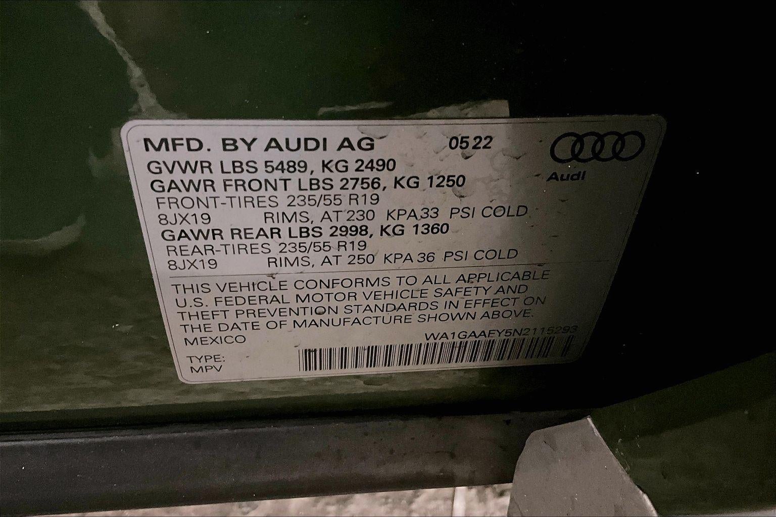 2022 Audi Q5 S line Premium