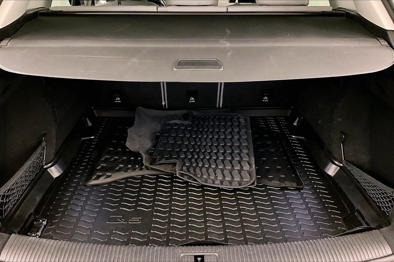 2022 Audi Q5 S line Premium