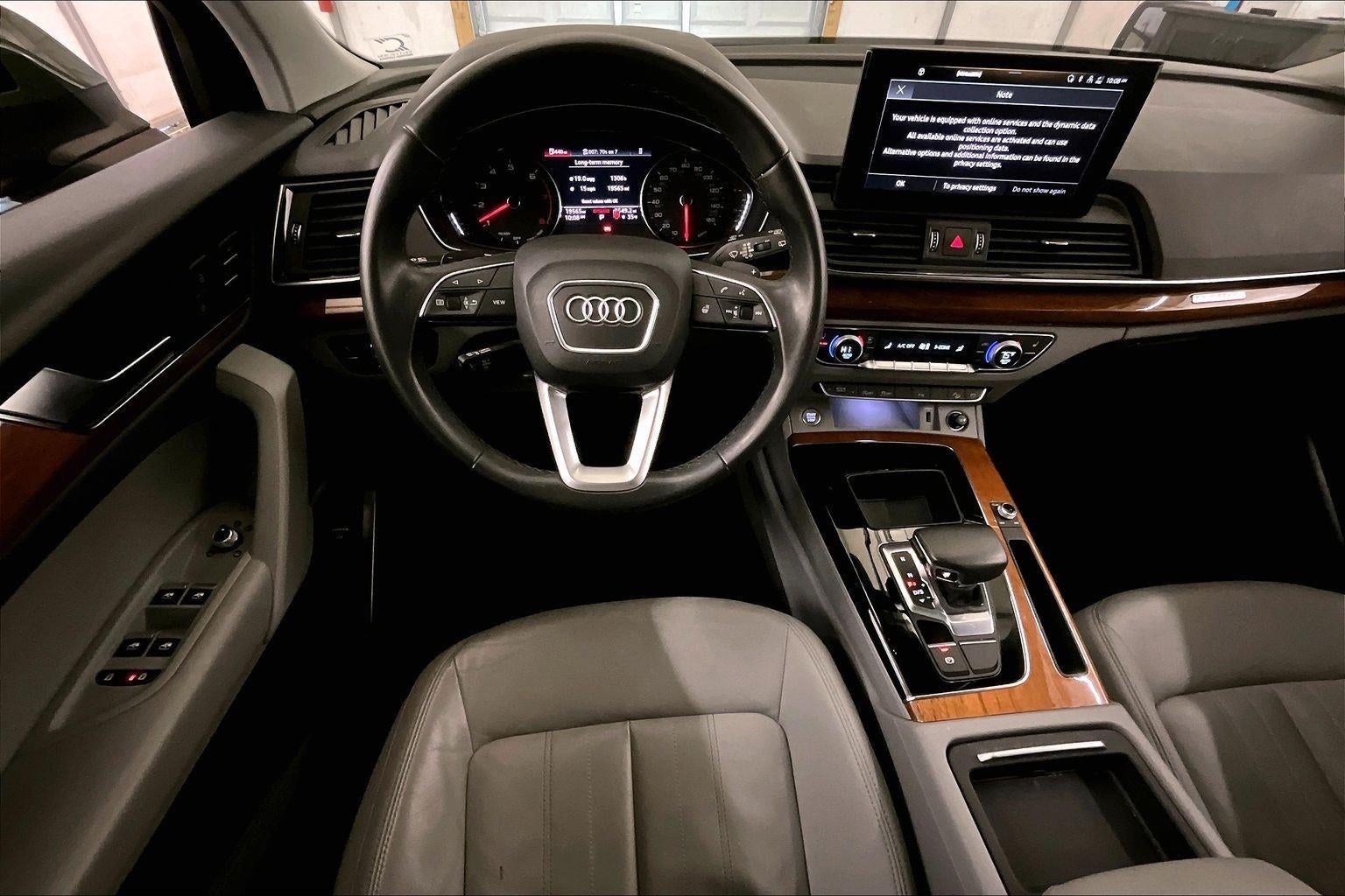 2022 Audi Q5 S line Premium