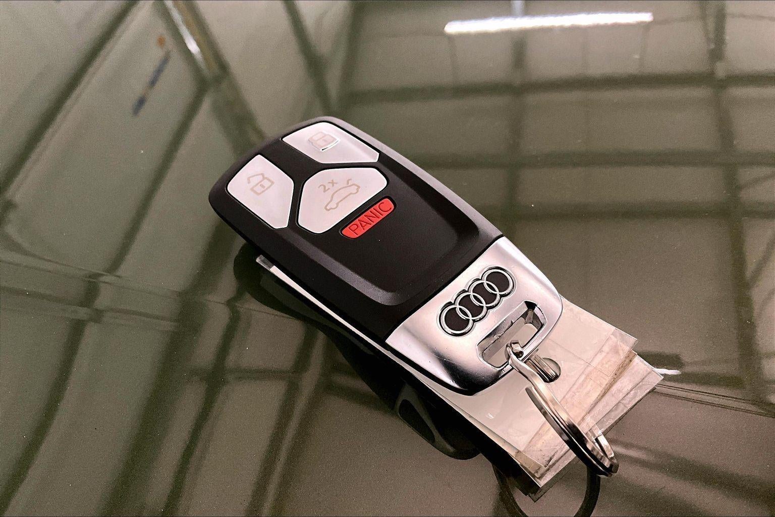 2022 Audi Q5 S line Premium