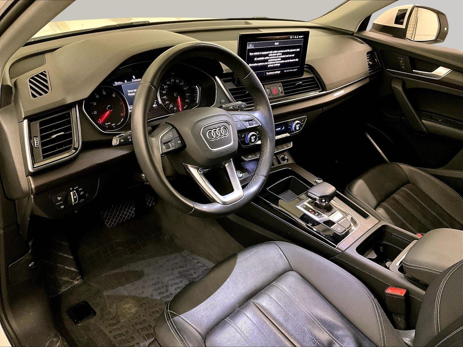 2022 Audi Q5 S line Premium