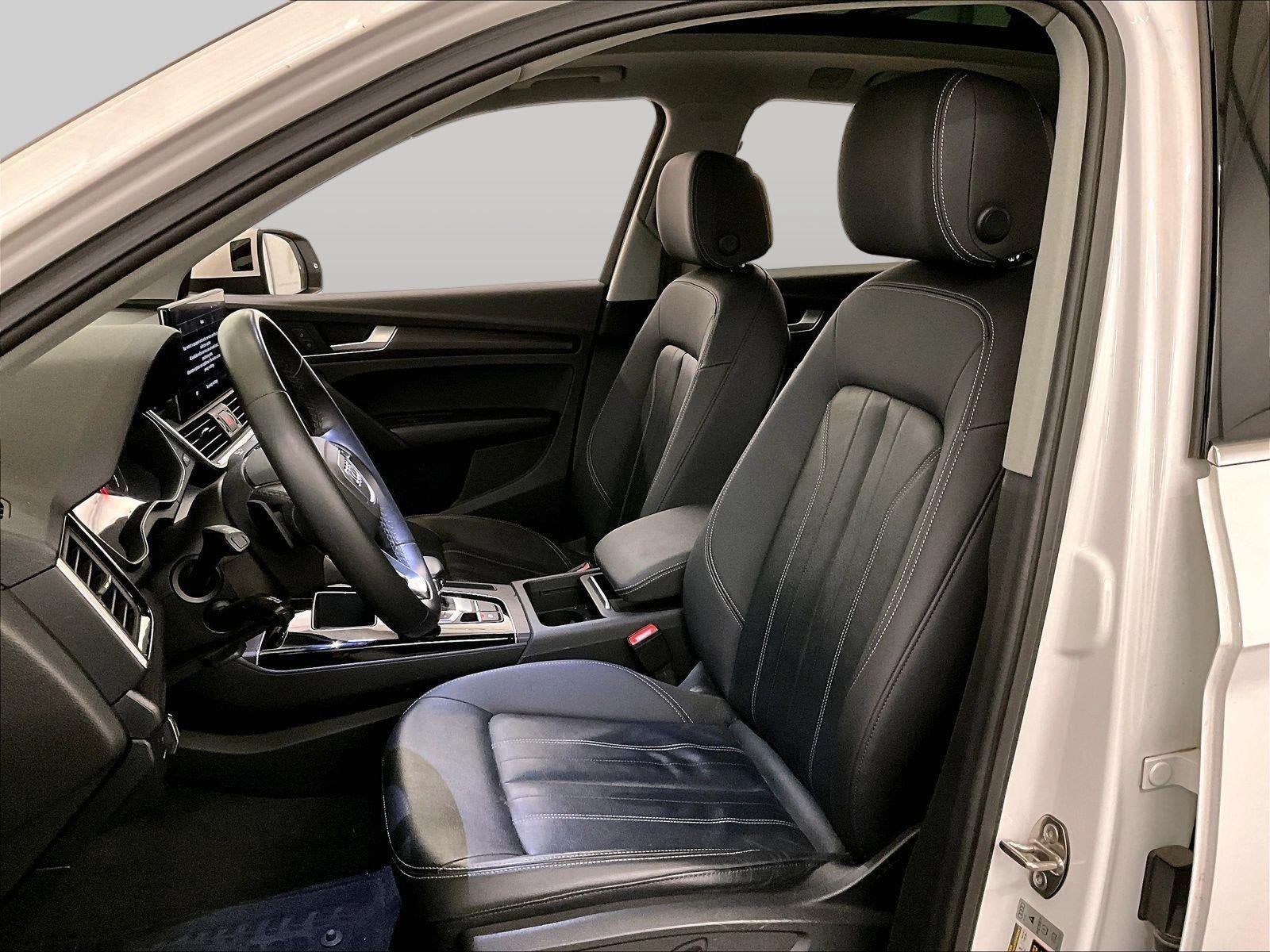 2022 Audi Q5 S line Premium