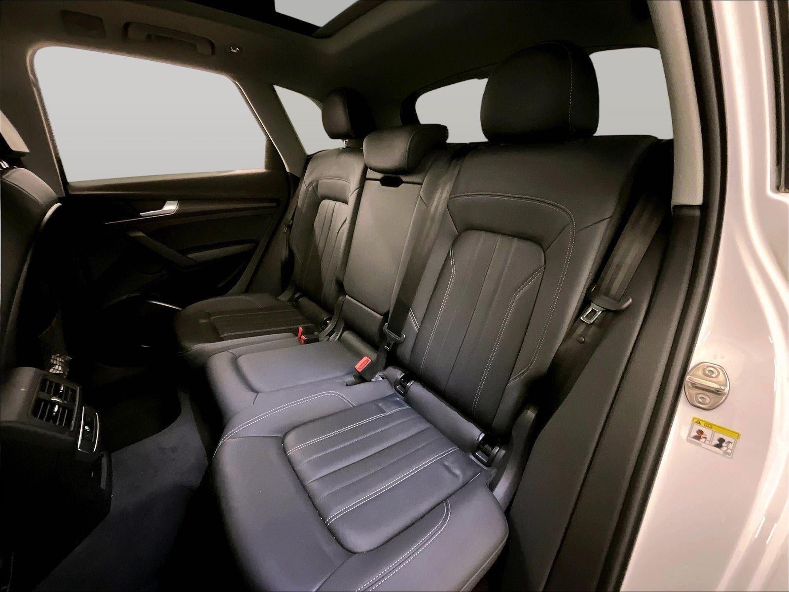 2022 Audi Q5 S line Premium