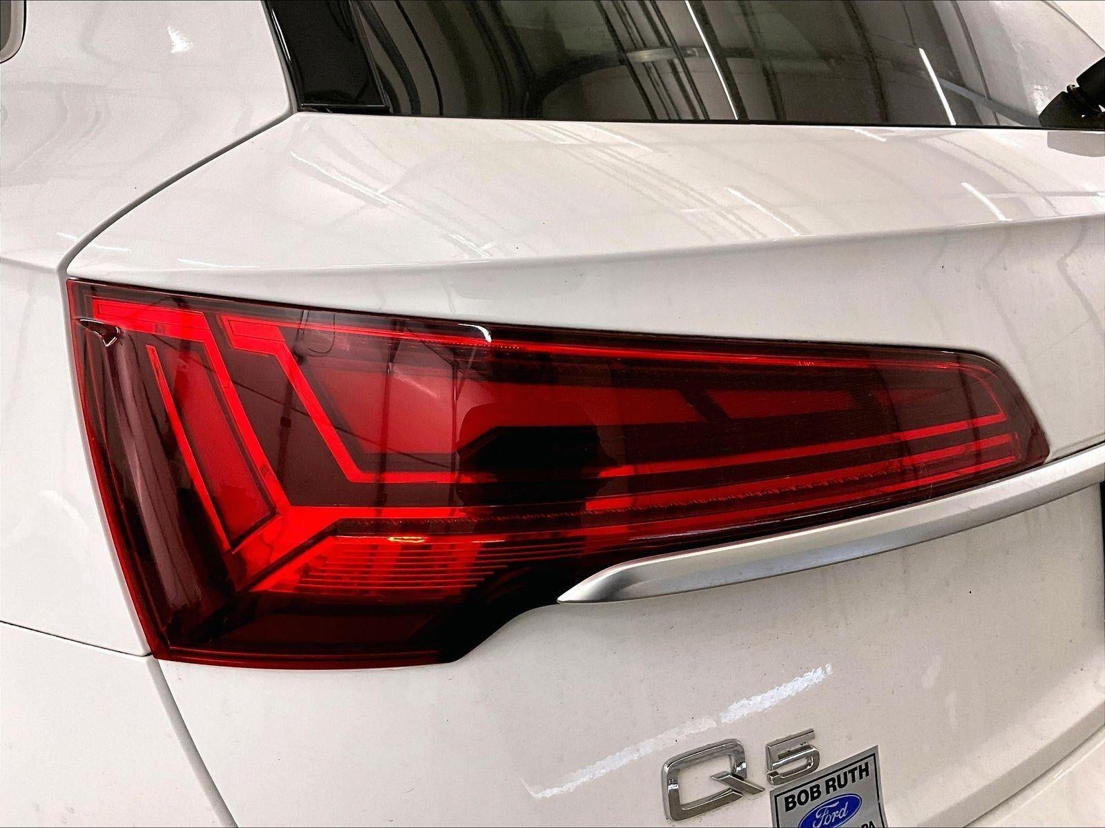 2022 Audi Q5 S line Premium