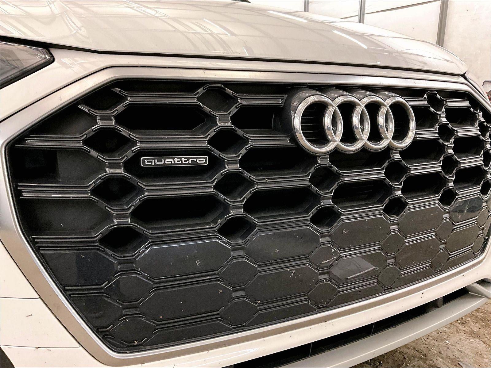 2022 Audi Q5 S line Premium