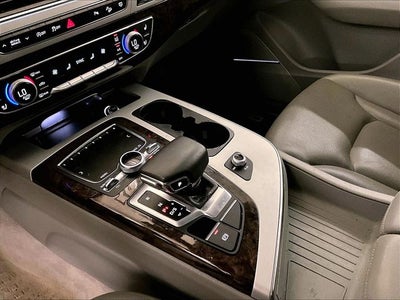 2019 Audi Q7 45 Premium Plus quattro