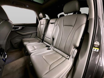 2019 Audi Q7 45 Premium Plus quattro