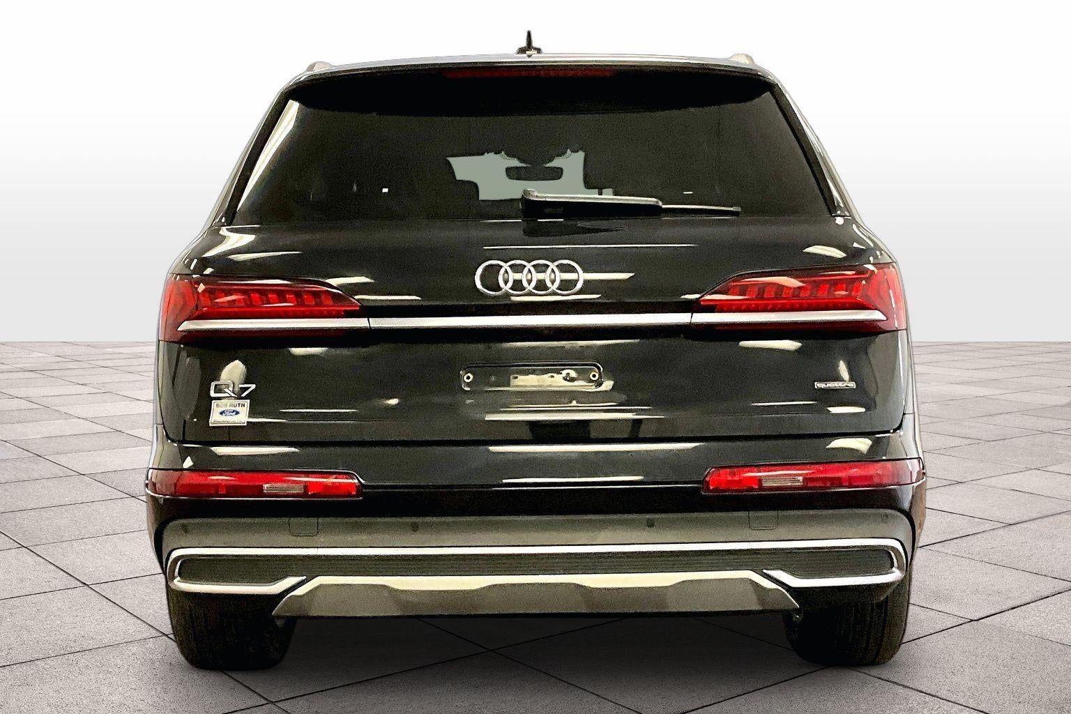 2021 Audi Q7 Premium Plus