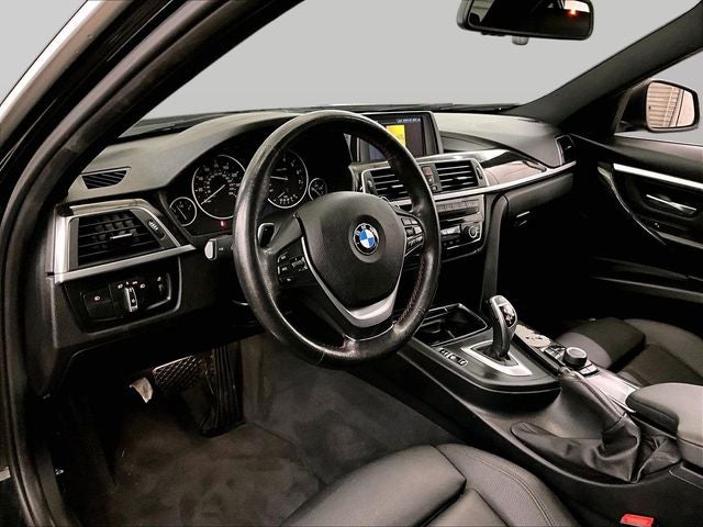 2018 BMW 3 Series 330i xDrive