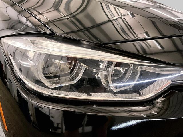 2018 BMW 3 Series 330i xDrive