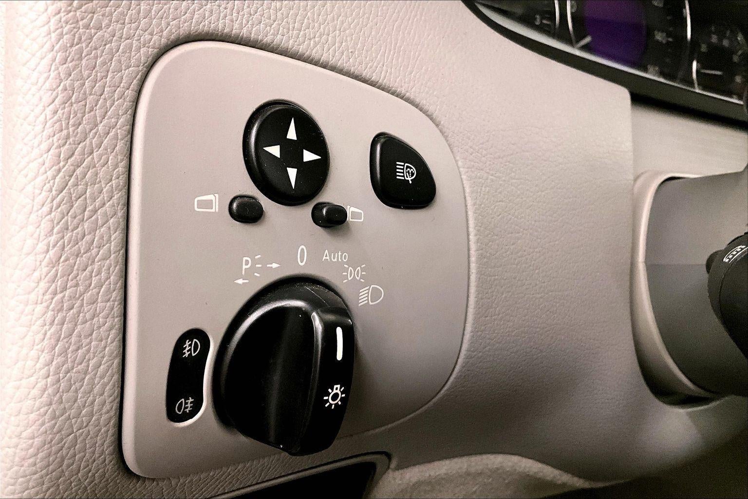 2005 Mercedes-Benz CLK-Class 3.2L