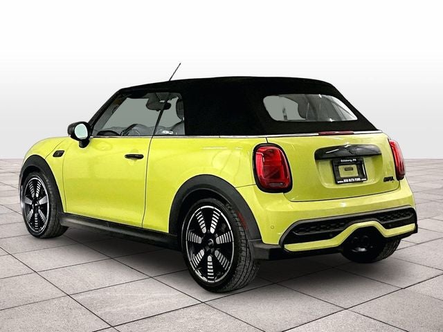 2022 MINI Cooper S Iconic